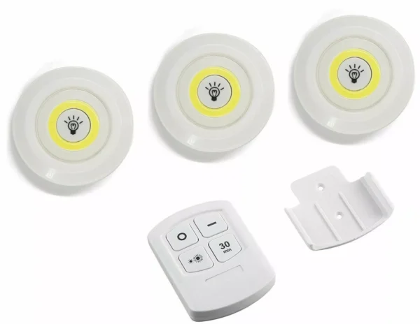 SET 3 FARETTI LED LIGHT  adesivo CON TELECOMANDO 3x 3 batterie AAA (non incl.)