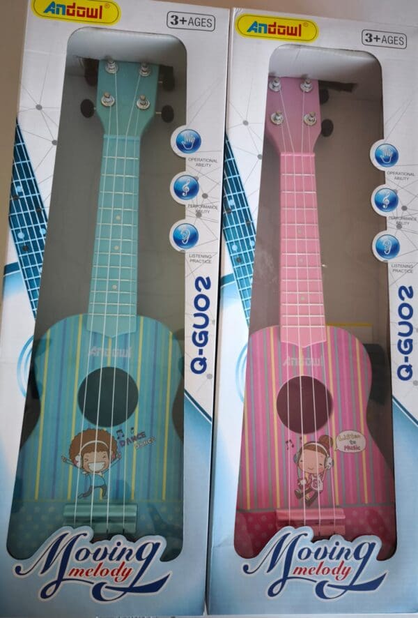 CHITARRA UKULELE IN PLASTICA PER BAMBINI GIOCATTOLO MUSICALE PER 3+ ANNI