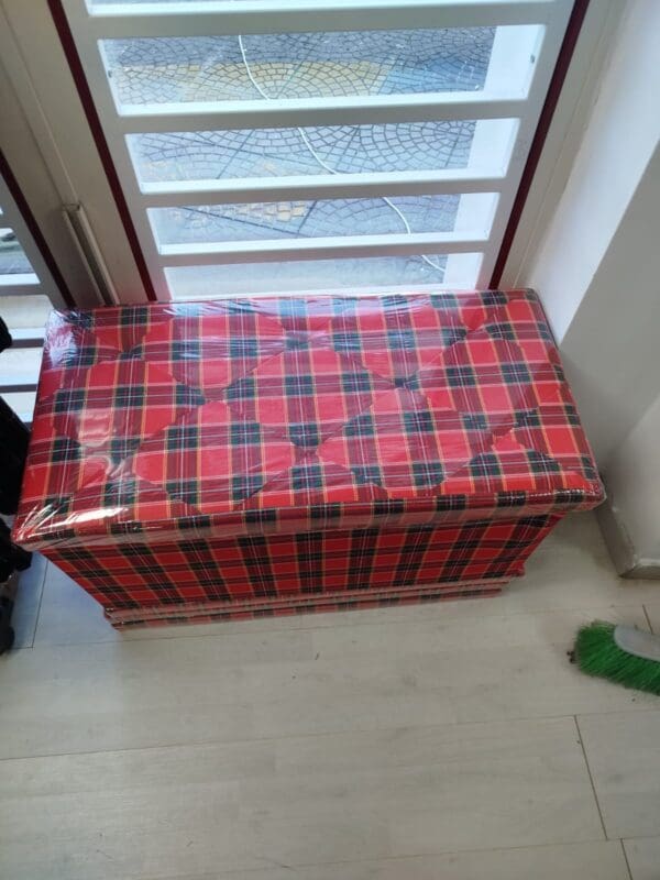 Pancha Contenitore natale Rivestita in Tessuto Scozzese Rosso